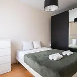 Elegant Appartement Avec Ascenseur Proche De La Tour Eiffel